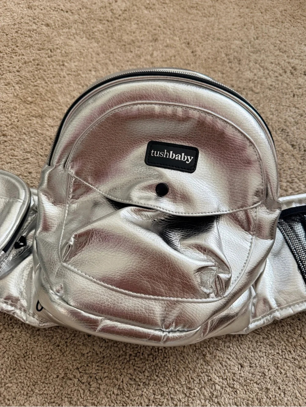 NWT TushBaby Hip Carrier - Metallic Silver - Limited Edition